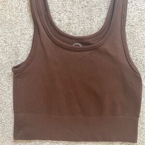 Brown seamless cropped tank